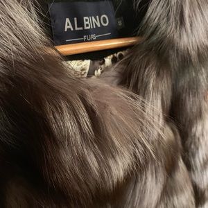 REAL FOX FUR VEST WITH POCKETS!